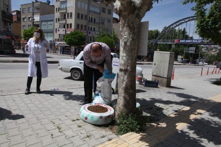 Kaymakam Köken’den sokak hayvanlarına mama, su ve yem G3