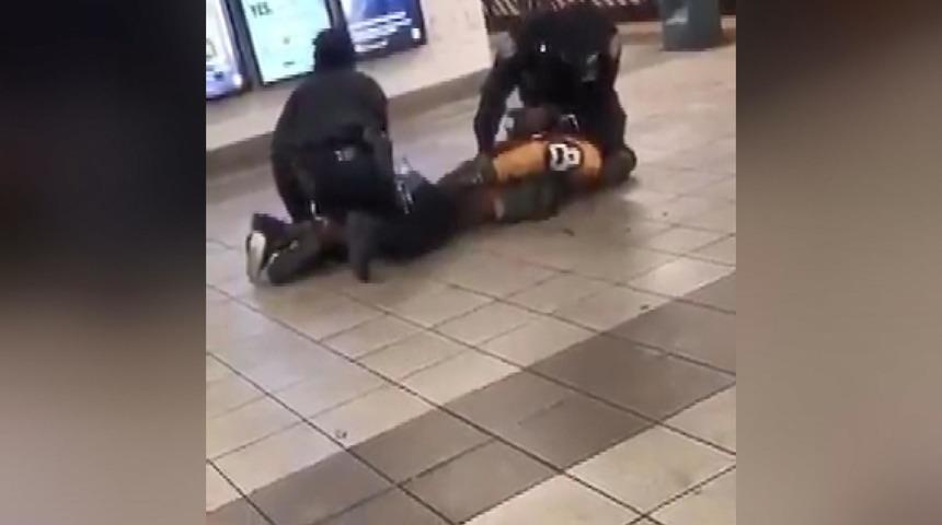 ABD'nin New York kentinde polise ‘koronavirüslü’ saldırı