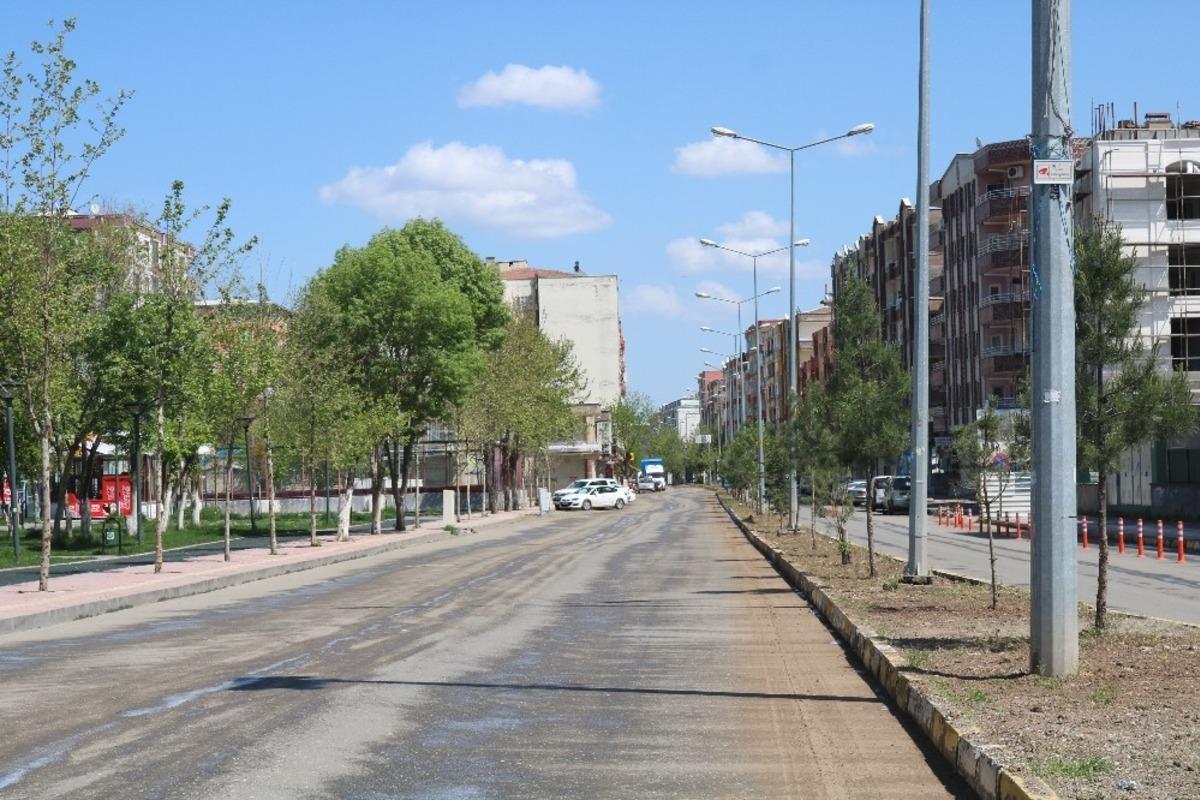 Bismil sessizliğe b&uuml;r&uuml;nd&uuml;