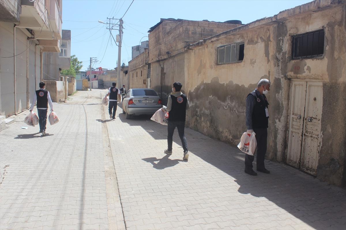 Şanlıurfa, Kahramanmaraş, Gaziantep, Malatya ve Adıyaman'da koronavir&uuml;s &ouml;nlemleri s&uuml;r&uuml;yor