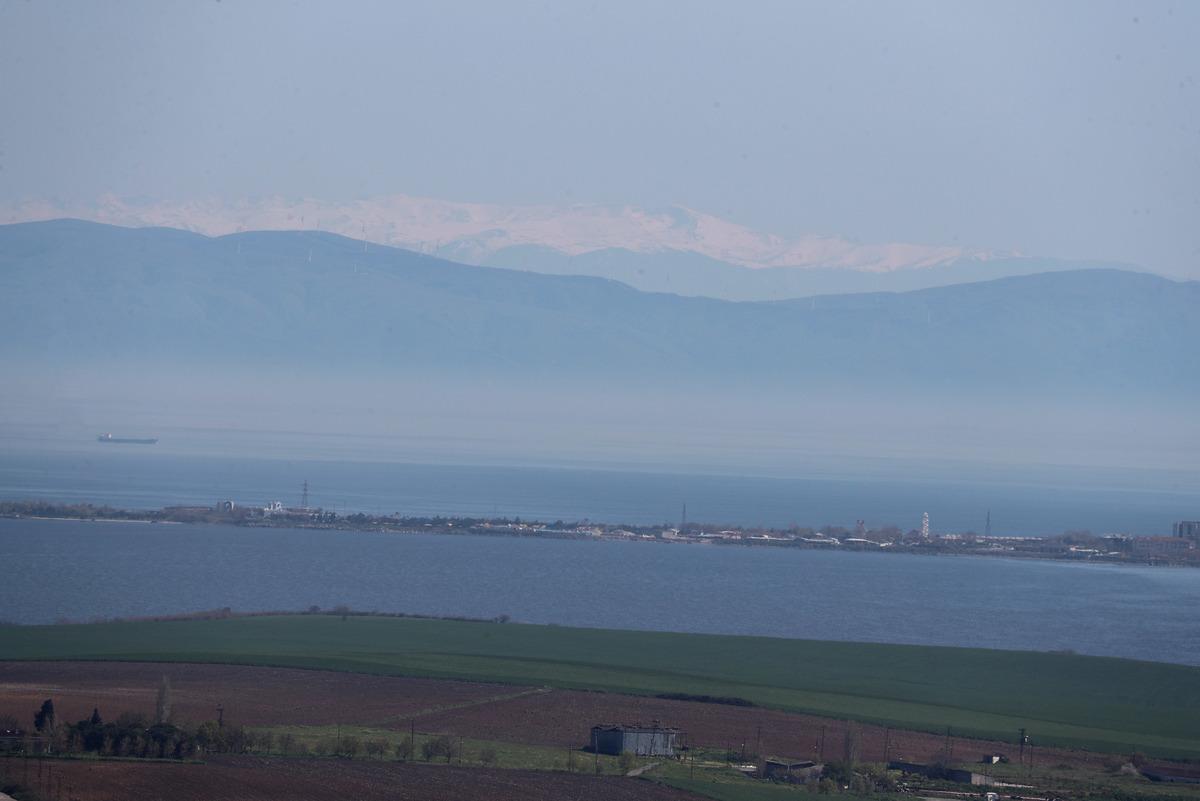 Hava kirliliği azalınca İstanbul Avcılar'dan Uludağ g&ouml;r&uuml;nt&uuml;lendi