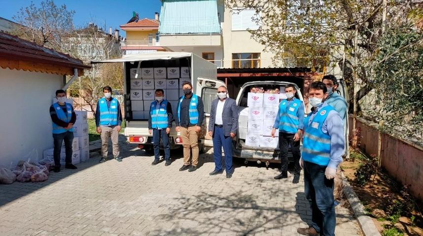 Korkuteli Müftülüğü, 400 gıda kolisi dağıttı