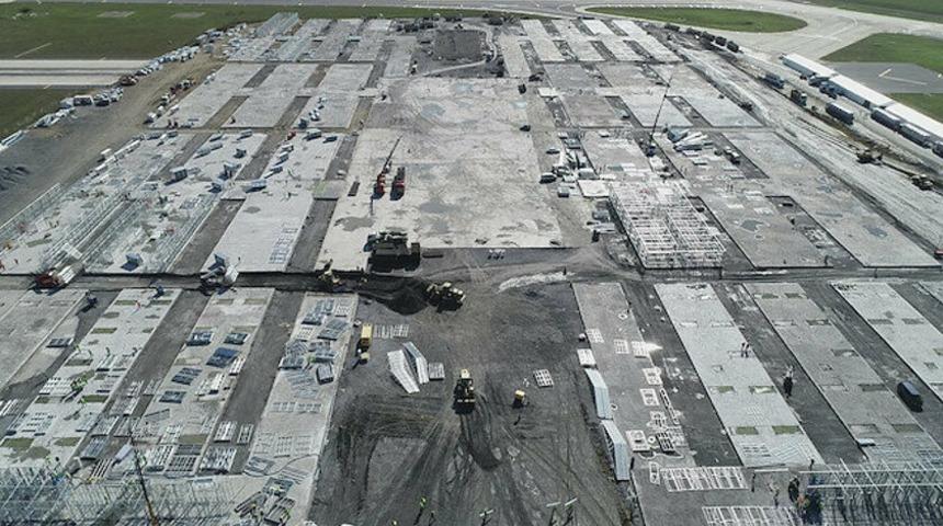 Hastane yapımına devam edilen Atat&uuml;rk Havalimanı'yla ilgili a&ccedil;ıklama! Eleştirilere yanıt verdi