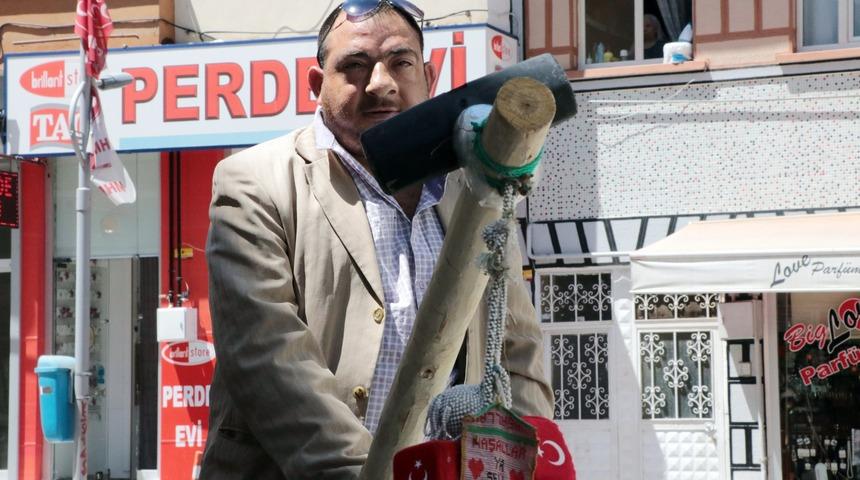 Malatya'nın sevilen yüzü 'Mercedes Kadir' hayatını kaybetti