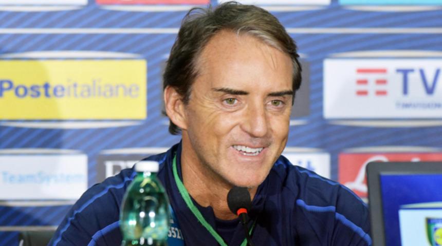 Mancini: İbrahimovic, Messi ve Ronaldo ile aynı seviyede