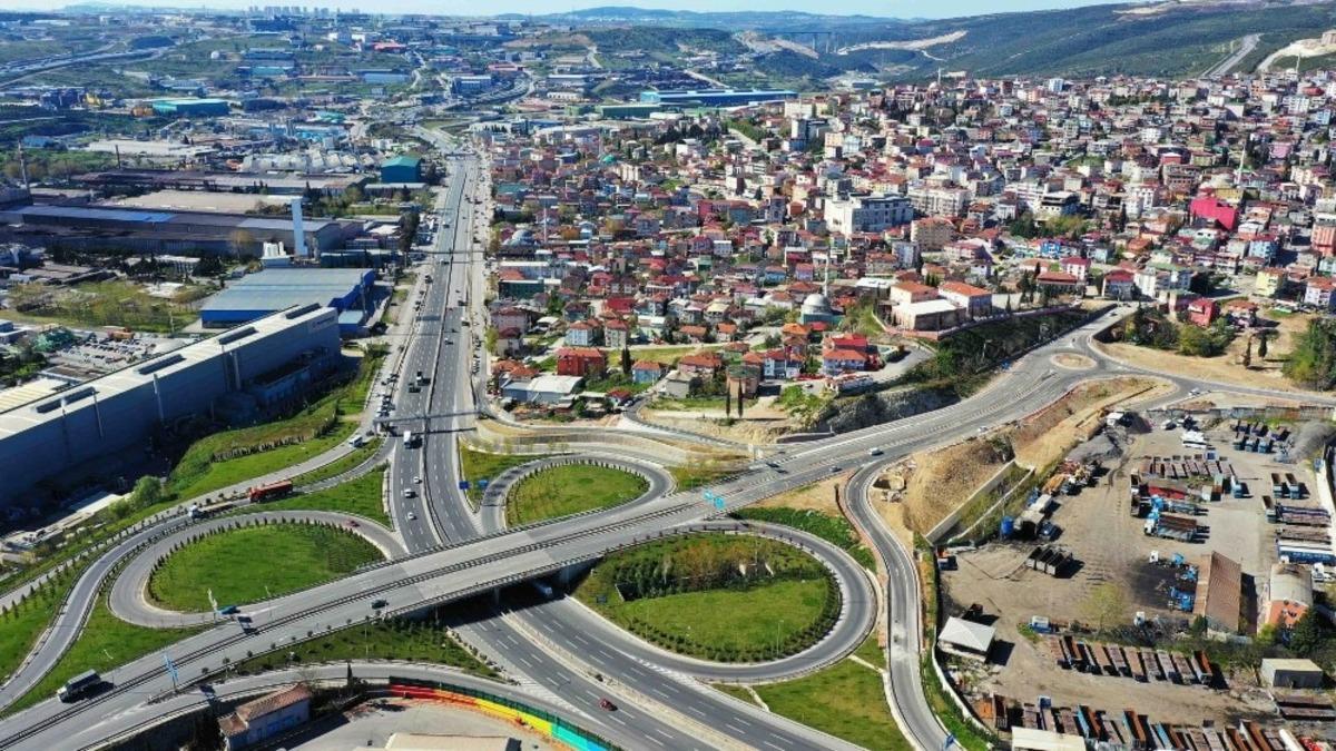 Dilovası&rsquo;na girişleri kolaylaştıracak kavşakta &ccedil;alışmalar tamamlandı