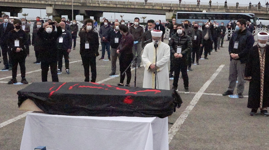 Haydar Baş'ın cenaze t&ouml;reni sonrası skandal g&ouml;r&uuml;nt&uuml;ler! Harekete ge&ccedil;ildi