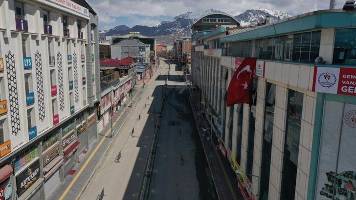 Sokağa çıkma kısıtlamasının ikinci gününde de caddeler boş kaldı G5