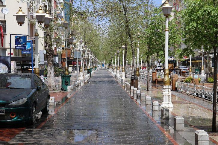 Malatya’da sokağa çıkma kısıtlamasına havdan denetim sürüyor G3