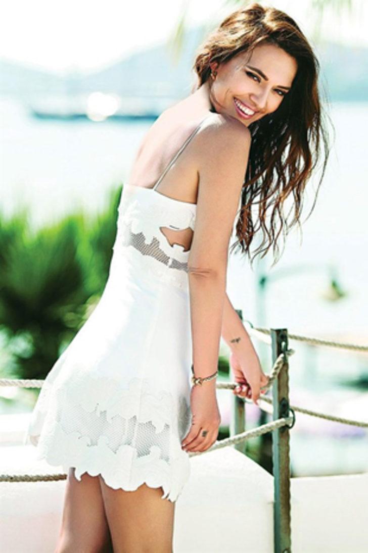 Demet Akalın'a tepki yağıyor G5