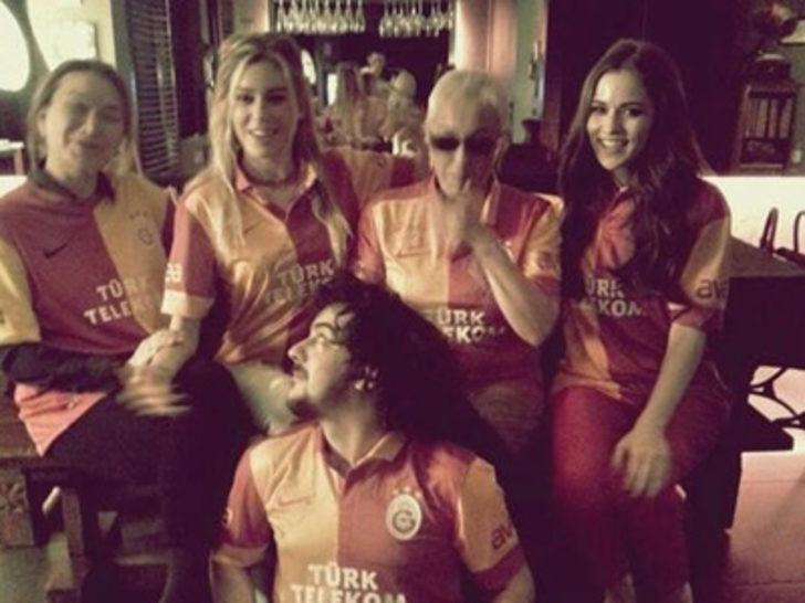 Fahriye Evcen aşkı için takım değiştirdi G2