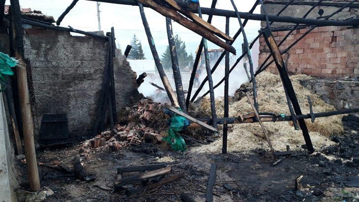 Afyonkarahisar’da bir evde çıkan yangın mahalle halkını korkuttu G2