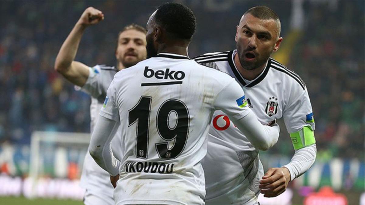 Beşiktaşlı N'Koudou'dan Burak Yılmaz'a asist g&ouml;ndermesi