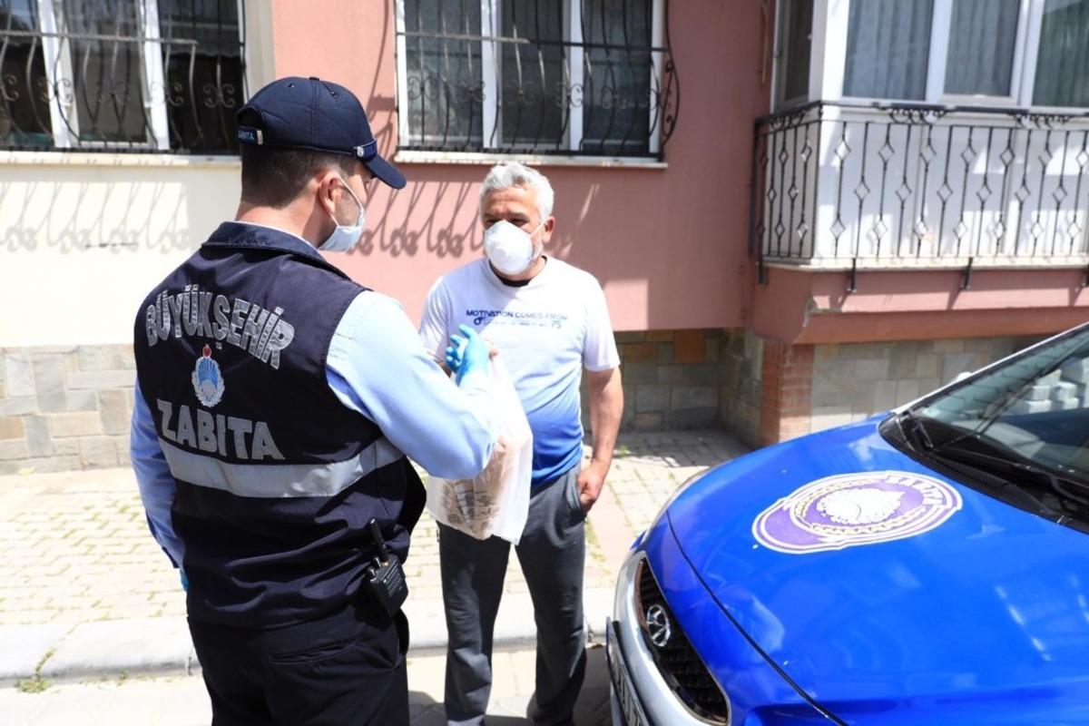 B&uuml;y&uuml;kşehir Belediyesi tedbirlere uyan vatandaşlara hizmette