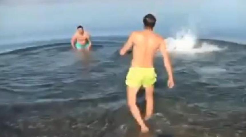 'Fakirler koronadan &ouml;ls&uuml;n' diye bağırarak denize girmişlerdi! İfadeleri ortaya &ccedil;ıktı