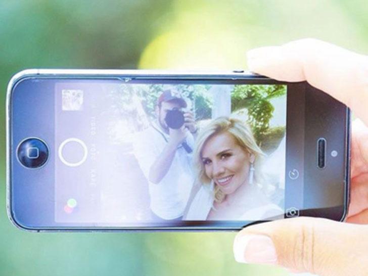 Esra Erol sarışın oldu G2