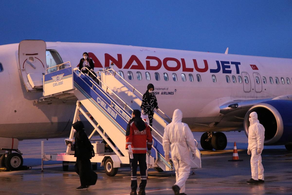 KKTC'den getirilen 189 kişi, Van'daki yurtta karantinaya alındı
