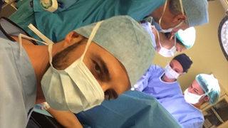 Gökhan Özen eşinin doğumuna girdi