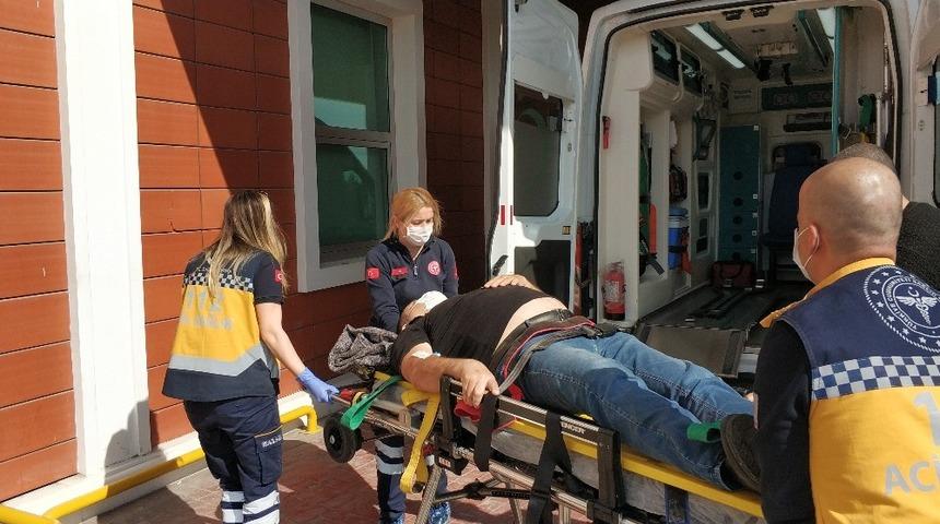 Kamyondan düşüp hastanelik oldu