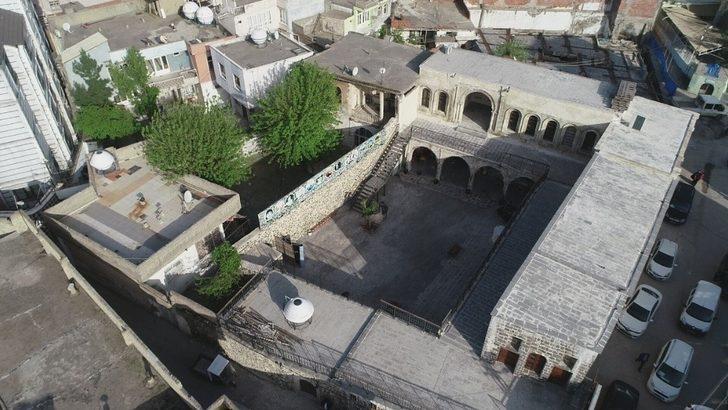 Cizre Belediyesi tarihi evi kamulaştırdı G4