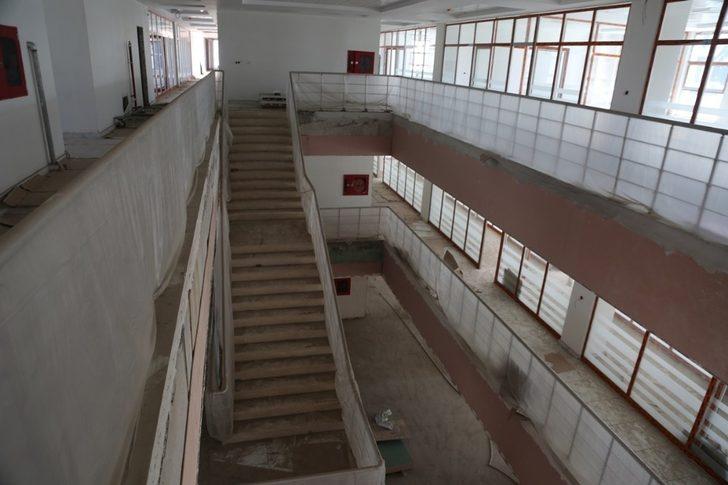 Cizre Belediyesi yeni hizmet binası ve Kültür Merkezinin inşaatına başlandı G4