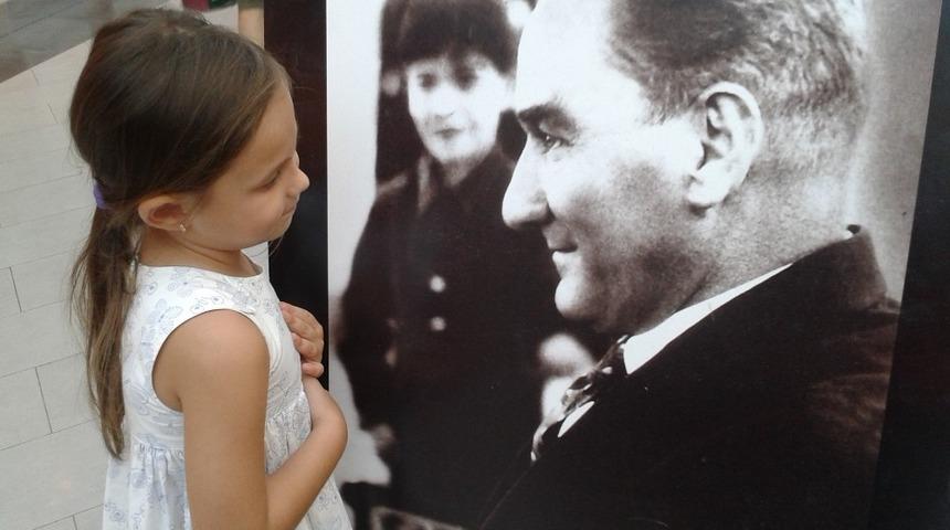 Bal&ccedil;ova&rsquo;da 23 Nisan coşkusu başladı