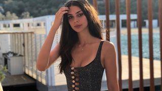 Estetiksiz hallerini görünce inanamayacaksınız! Ajda Pekkan, Fahriye Evcen...