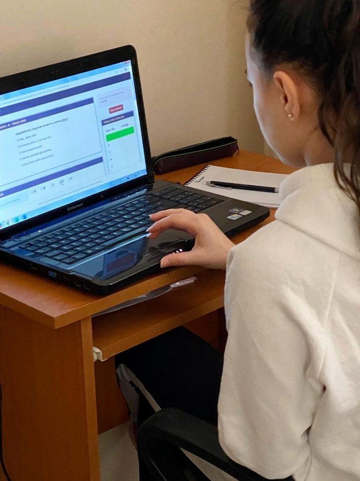 Eyüpsultanlı öğrenciler AYT ile kendilerini test etti G3