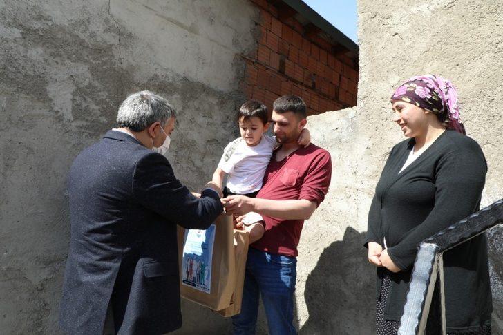 Başkan Şayir’den sağlık çalışanlarının çocuklarına erken 23 Nisan sürprizi G2