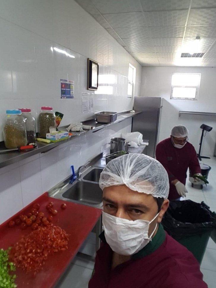 65 yaş üstü yalnız yaşayanlara ücretsiz yemek G3