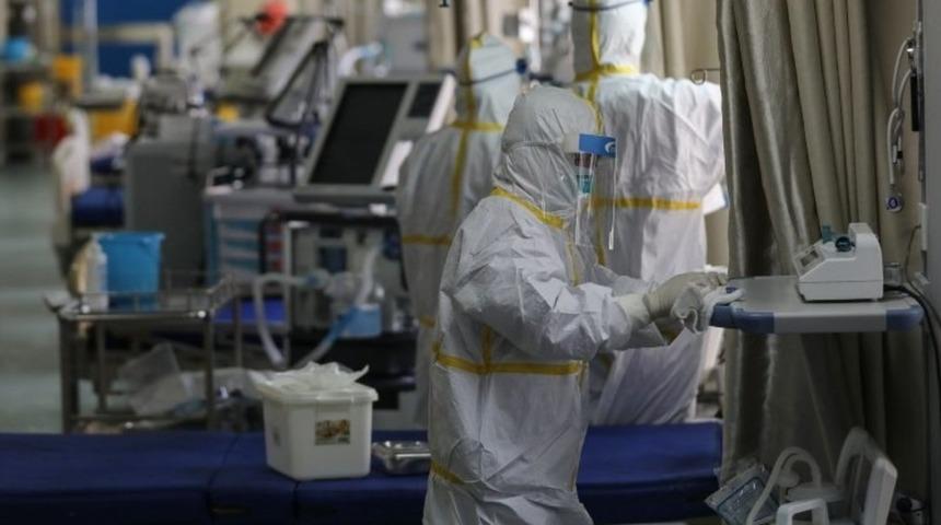 Çok acı detay! Hastanede ziyaret ettiler, koronavirüse yenik düştüler