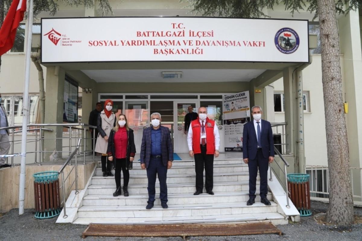 Battalgazi&rsquo;de 5 bin aileye yardım ulaştırıldı