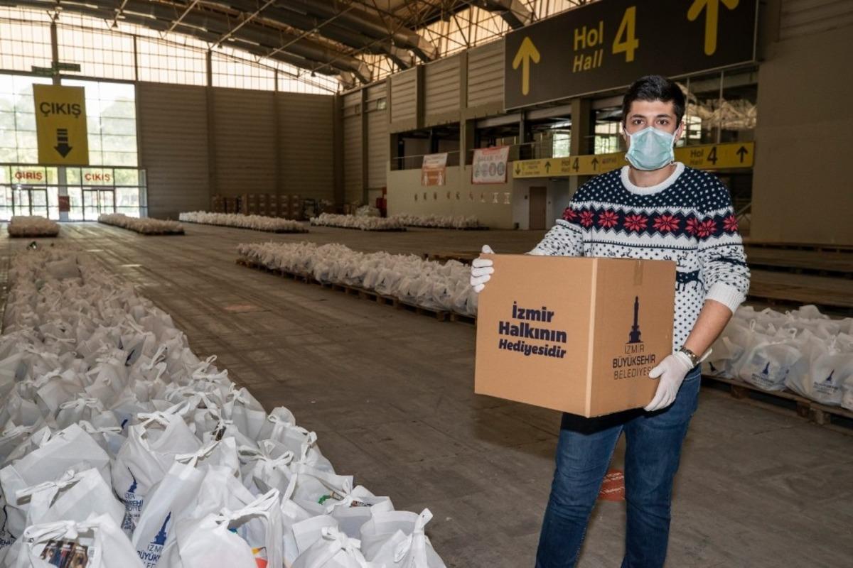 İzmir B&uuml;y&uuml;kşehir Belediyesinden salgına karşı diren&ccedil; paketi