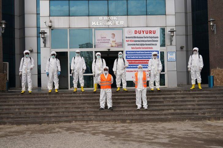 Büyükşehir Belediyesi kamu ve özel kuruluşlarda dezenfektan çalışmalarını sürdürüyor G1