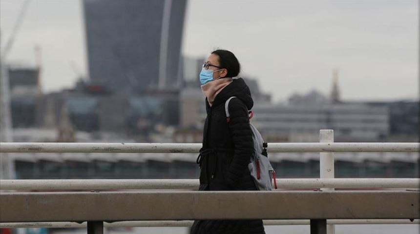 İngiltere'de koronavirüs vaka sayısında rekor artış