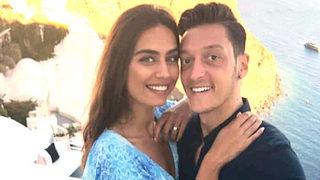 Mesut Özil ve Amine Gülşe çiftine rekor teklif!