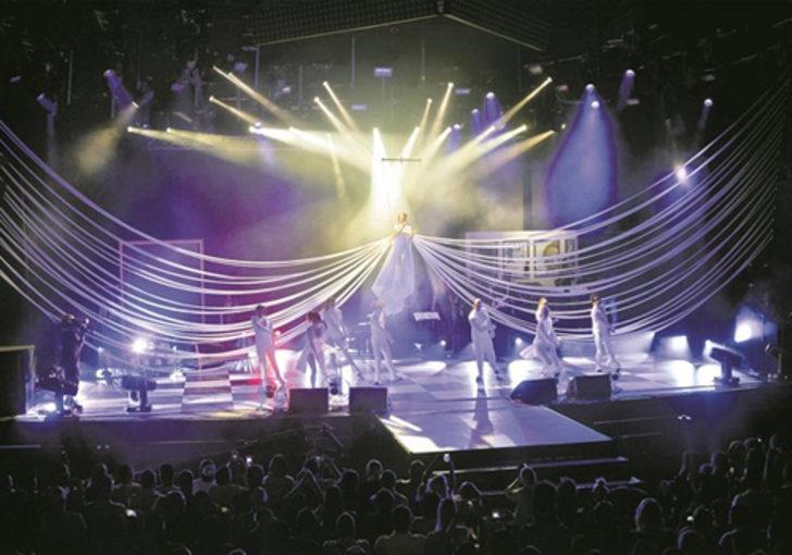 Hande Yener nefes kesti G1