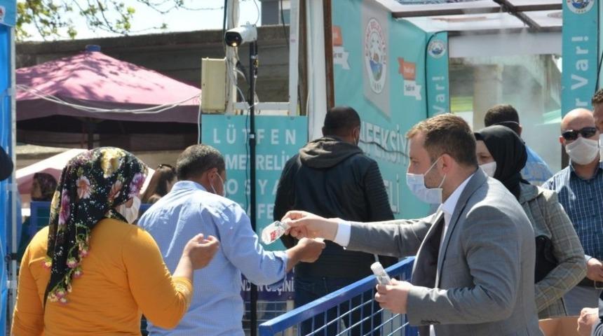 Ezine&rsquo;de vatandaşlara &rsquo;Borel&rsquo; dağıtıldı