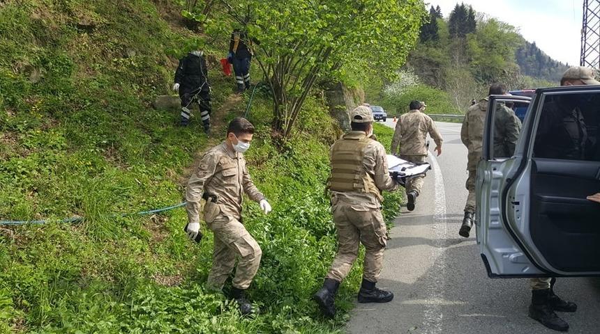 Trabzon&rsquo;da toprağa g&ouml;m&uuml;l&uuml; yeni doğan bir erkek bebek cesedi bulundu