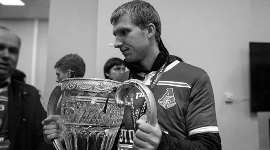 Lokomotiv Moskova'lı futbolcu Innokentiy Samokhvalov antreman sırasında hayatını kaybetti