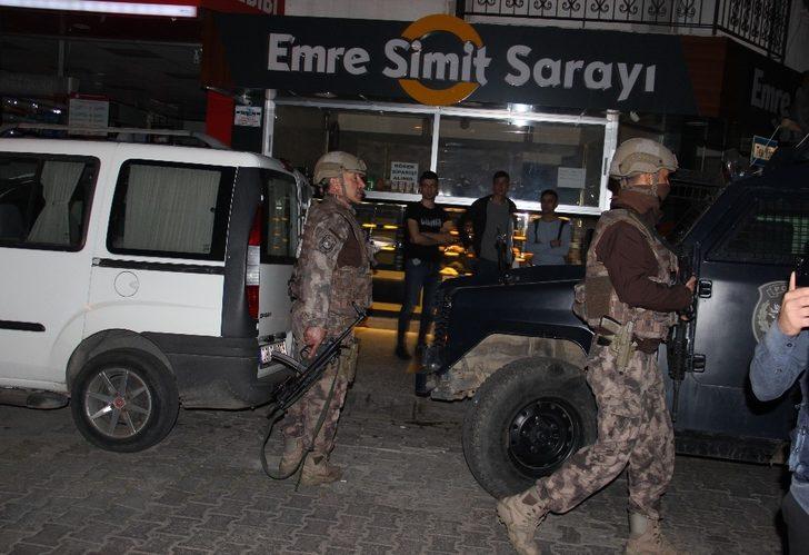 Aydın’daki rehine krizi! Eşini, iki çocuğunu ve komşularını rehin aldı G2