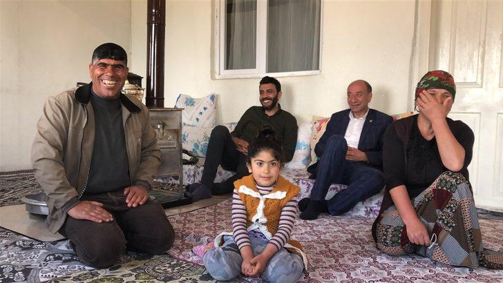 Kars'ın 'gülen adamı'nın ilginç hikayesi: Babam öldüğünde bile güldüm G2