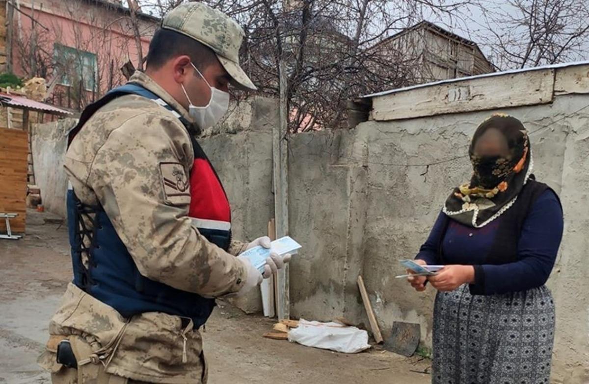Bayburt&rsquo;ta bin liralık sosyal destek &ouml;demelerinin ikinci etabına başlandı