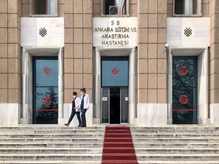 Koronavirüsü yenen doktor, yaşadıklarını anlattı: Ateş yüksekliği yaşamadım G3