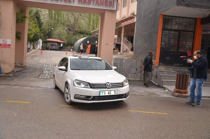 Uludere Kaymakamlığından örnek davranış, taburcu olan hastalar özel araçla evlerine bırakılıyor G4