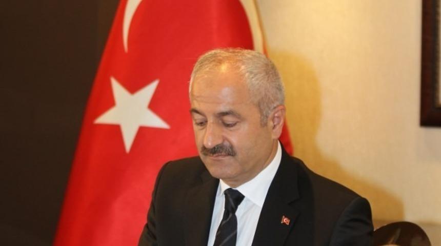 Gebze Belediyesi ihtiya&ccedil; sahiplerinin yanında