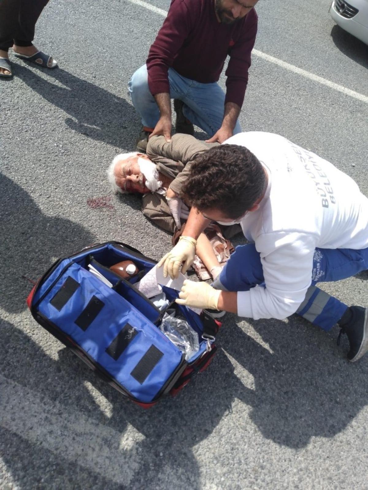 Şansız s&uuml;r&uuml;c&uuml;n&uuml;n şansı, B&uuml;y&uuml;kşehir ekipleri oldu