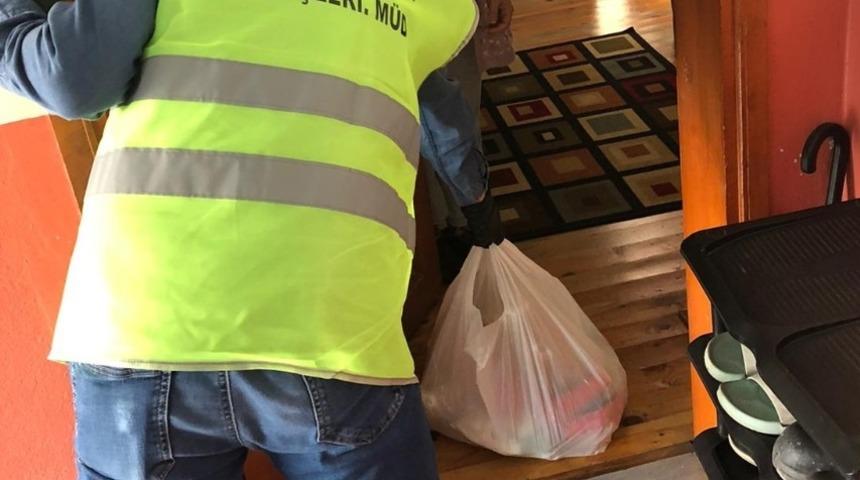 Düzce belediyesi kapı kapı dağıtıyor