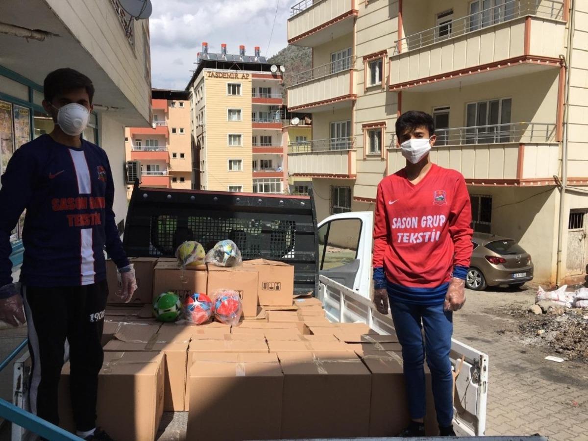 Sason Gen&ccedil;lik Spor Kul&uuml;b&uuml;nden ihtiya&ccedil; sahibi ailelere yardım