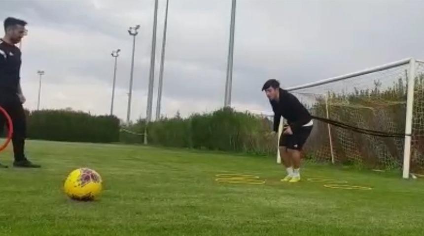 Nurettin Korkmaz g&uuml;&ccedil; topluyor